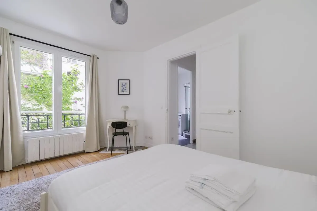Guersant - Maison Cosy 6Pax Proche Etoile باريس 0*,  فرنسا