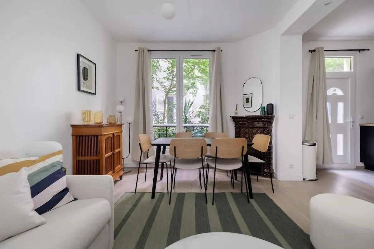 Holiday home Guersant - Maison Cosy 6Pax Proche Etoile Paris