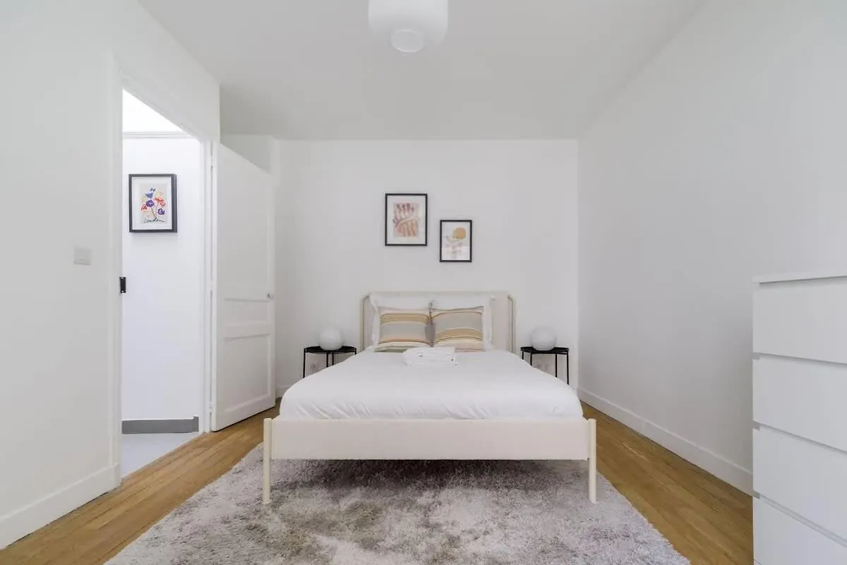 Holiday home Guersant - Maison Cosy 6Pax Proche Etoile Paris