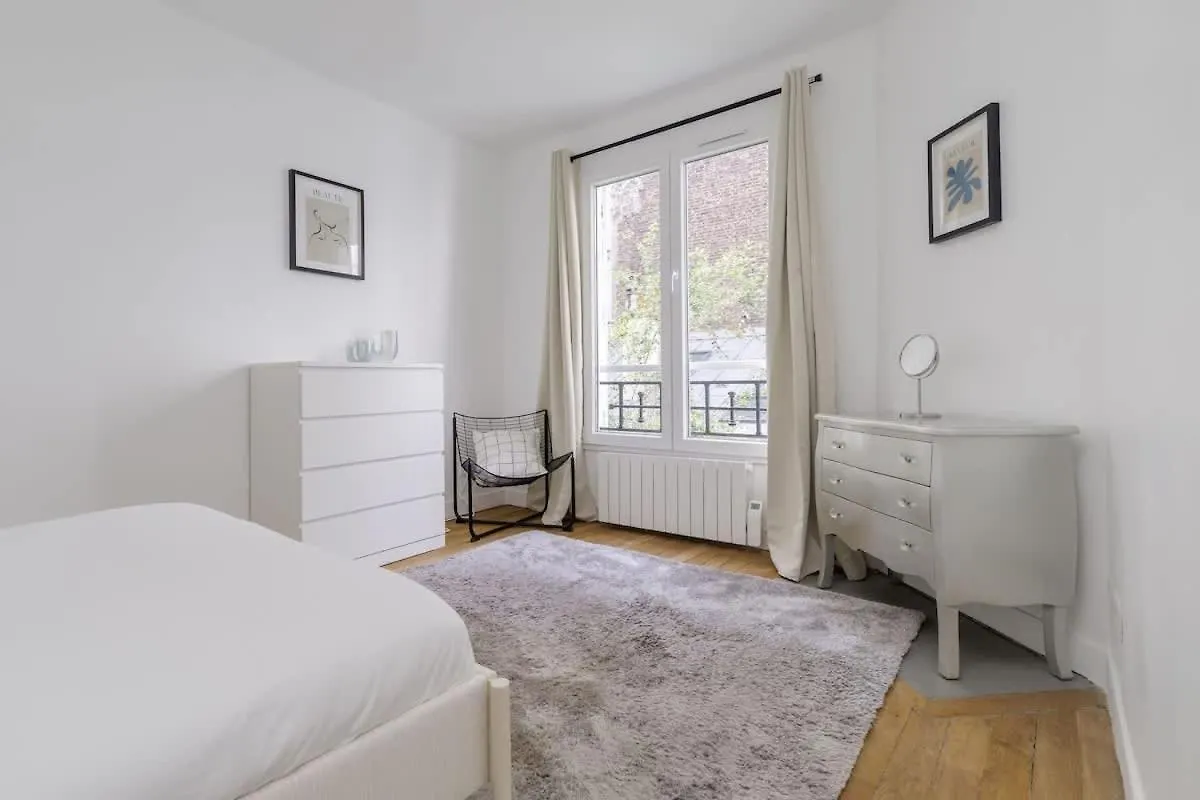 Guersant - Maison Cosy 6Pax Proche Etoile Paris 0*,  France